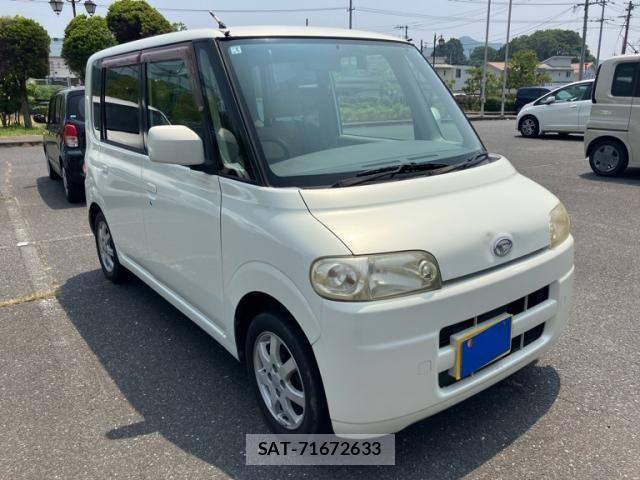 Daihatsu TANTO 2004-11 8159357-1