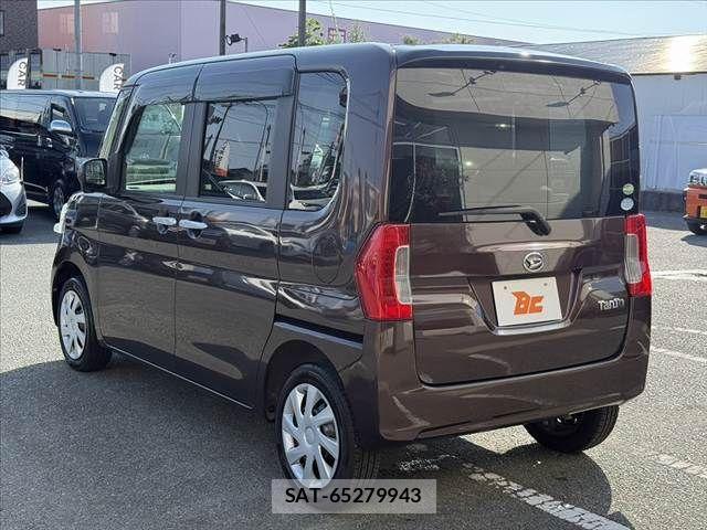 Daihatsu TANTO 2017-10 8210588-14