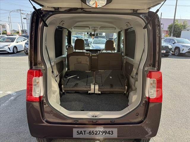 Daihatsu TANTO 2017-10 8210588-20