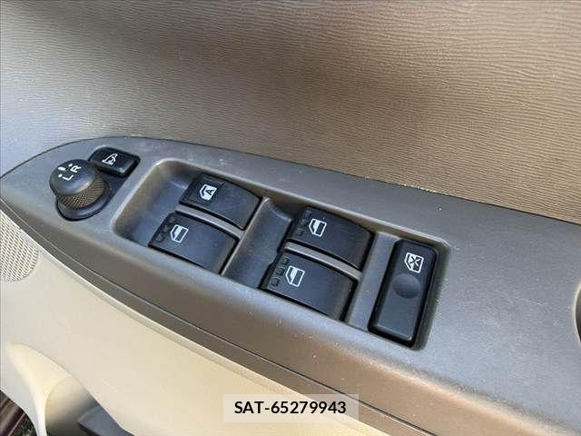 Daihatsu TANTO 2017-10 8210588-26