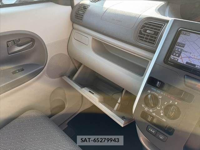 Daihatsu TANTO 2017-10 8210588-27