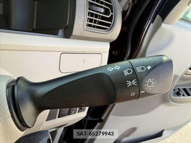 Daihatsu TANTO 2017-10 8210588-5