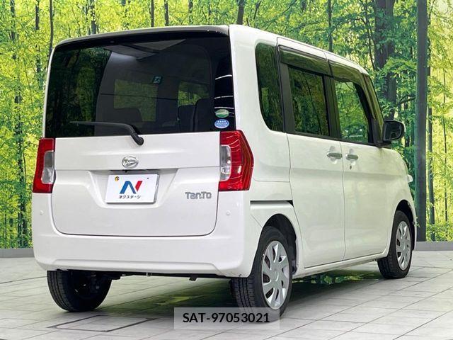 Daihatsu TANTO 2018-07 8210585-16