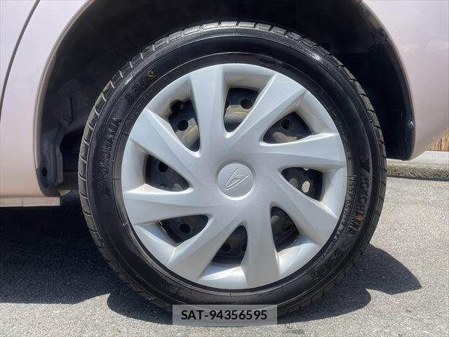 Daihatsu TANTO 2015-11 8210582-12