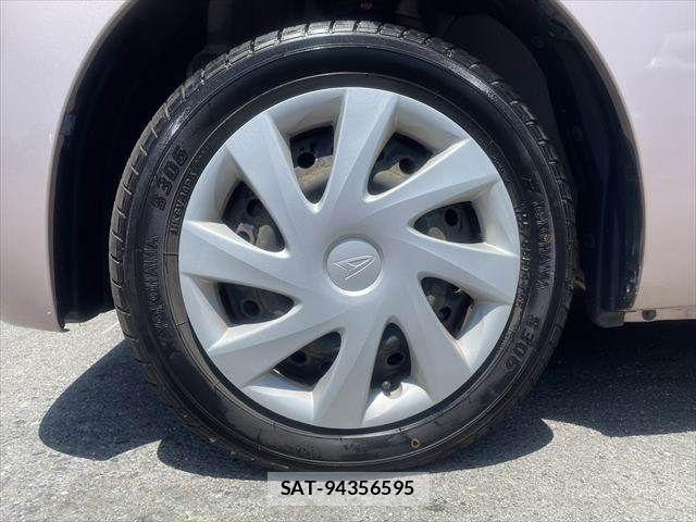 Daihatsu TANTO 2015-11 8210582-26