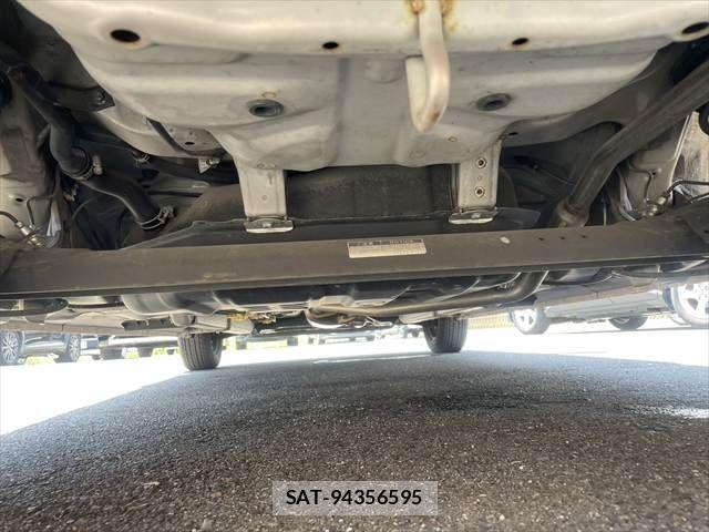 Daihatsu TANTO 2015-11 8210582-29