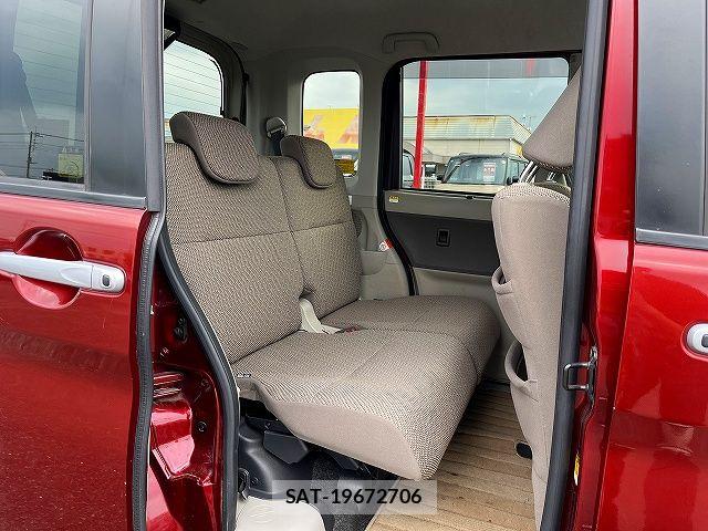 Daihatsu TANTO 2017-03 8210577-9