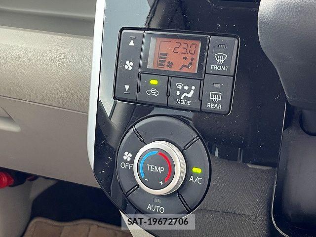 Daihatsu TANTO 2017-03 8210577-14