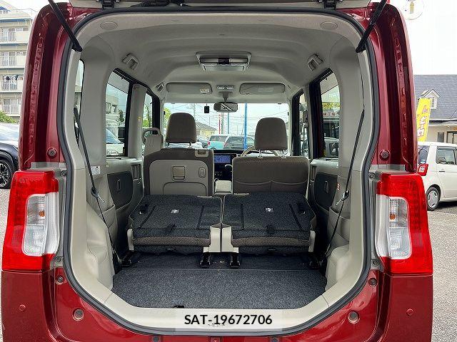Daihatsu TANTO 2017-03 8210577-21