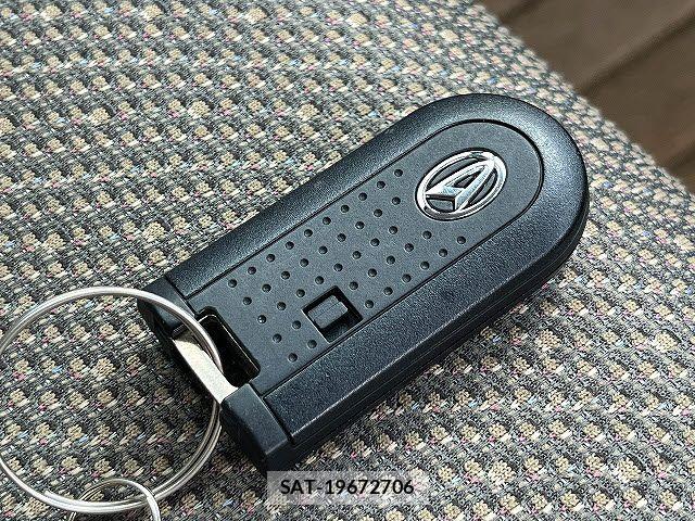 Daihatsu TANTO 2017-03 8210577-25