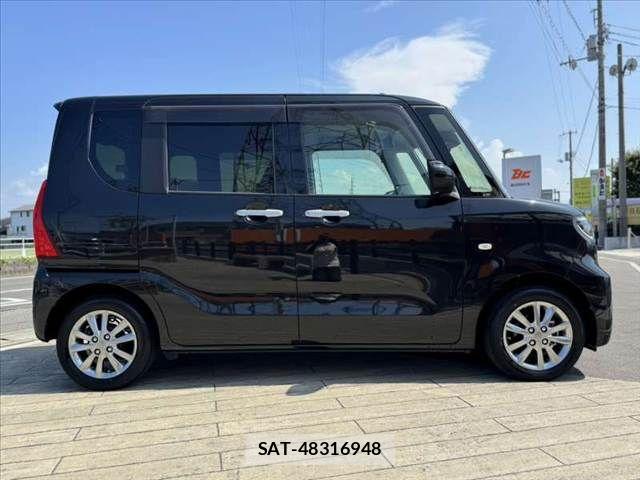 Daihatsu TANTO 2023-01 8210570-11
