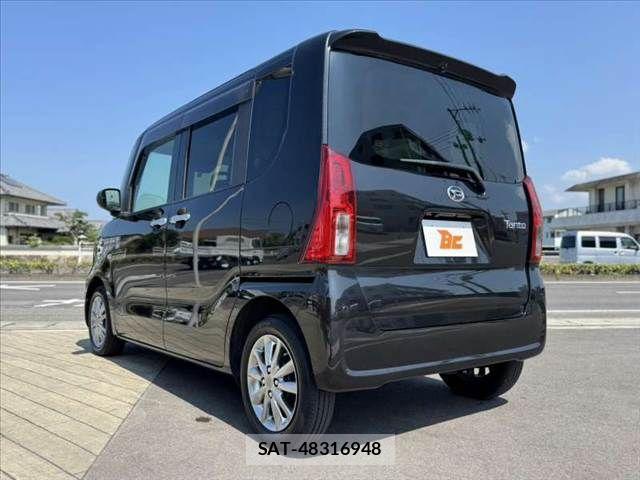 Daihatsu TANTO 2023-01 8210570-12