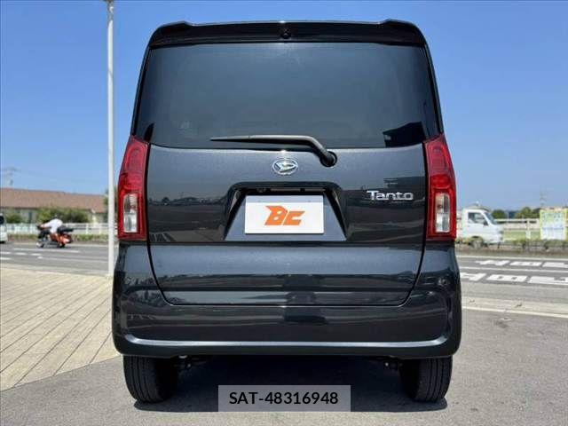 Daihatsu TANTO 2023-01 8210570-13