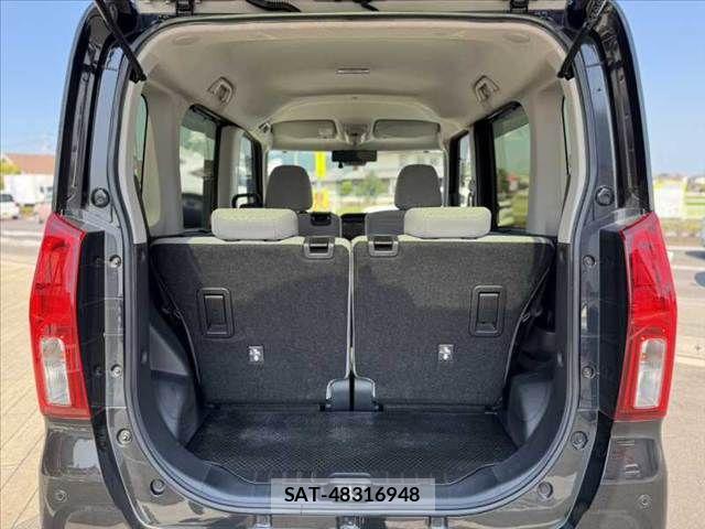 Daihatsu TANTO 2023-01 8210570-19