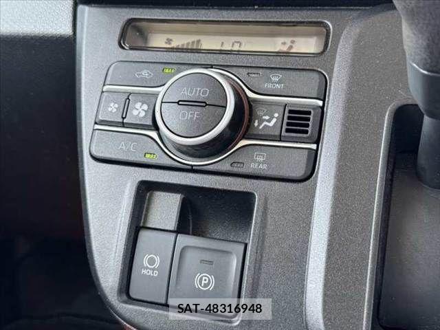 Daihatsu TANTO 2023-01 8210570-24