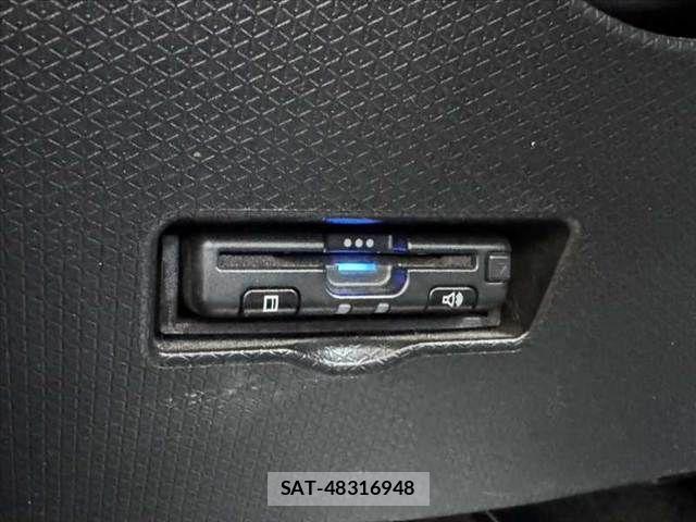 Daihatsu TANTO 2023-01 8210570-29