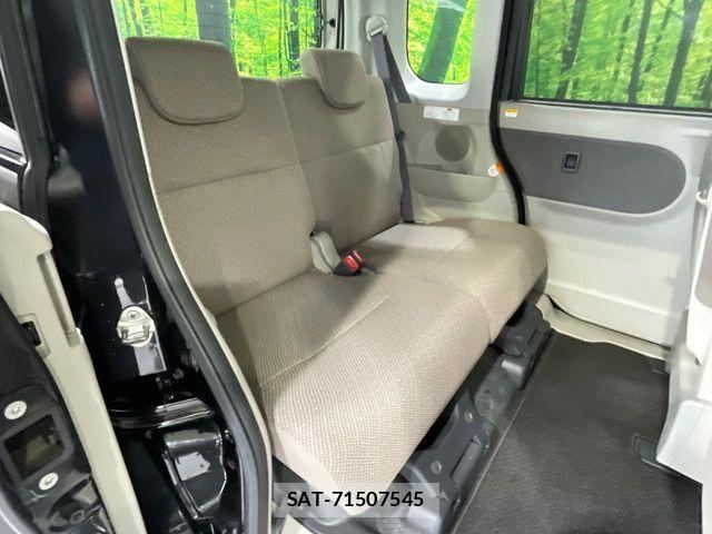 Daihatsu TANTO 2016-02 8210589-9