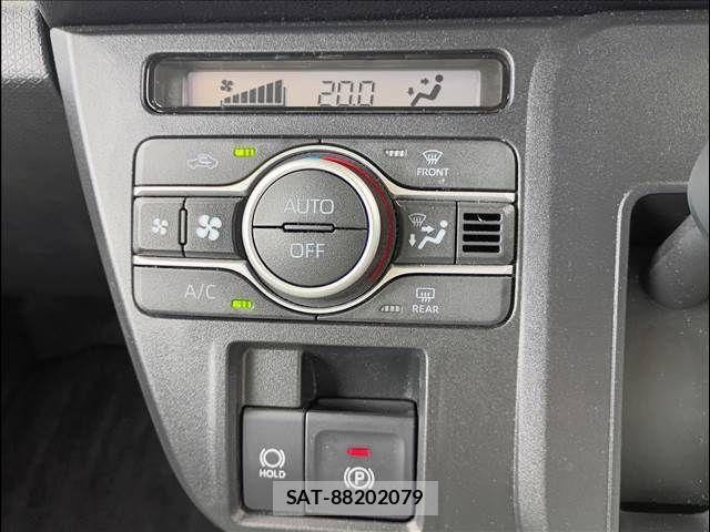 Daihatsu TANTO 2023-07 8210580-10