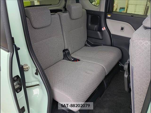 Daihatsu TANTO 2023-07 8210580-6