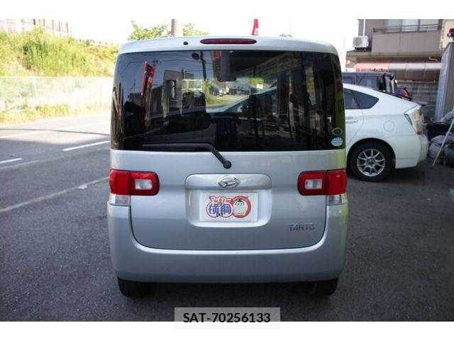Daihatsu TANTO 2013-04 8210590-15