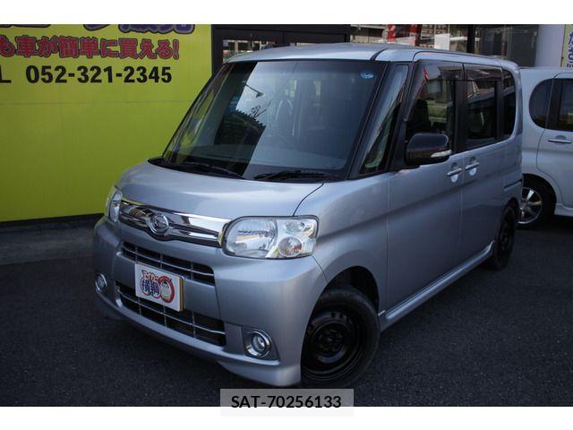 Daihatsu TANTO 2013-04 8210590-4