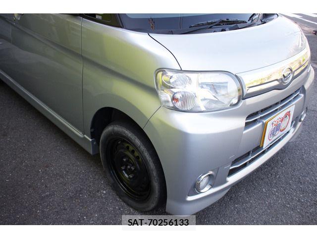 Daihatsu TANTO 2013-04 8210590-6