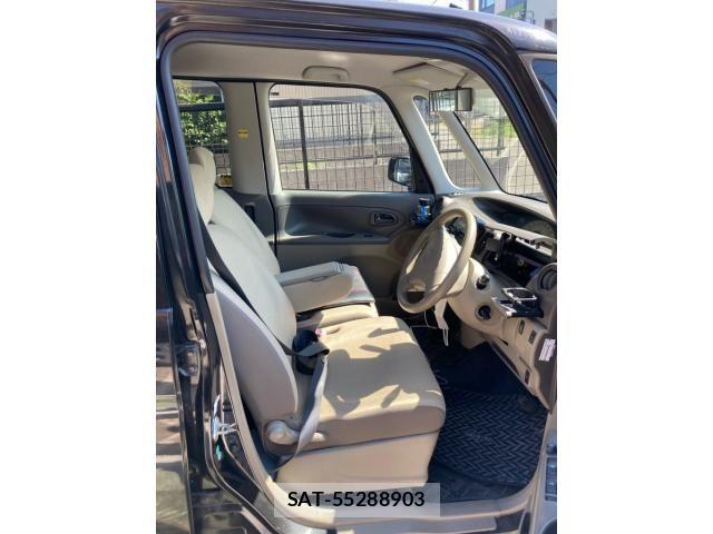 Daihatsu TANTO 2008-11 8210592-12
