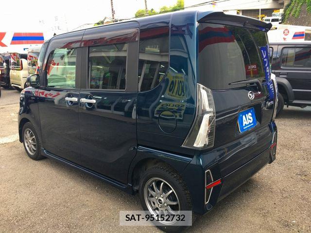 Daihatsu TANTO 2020-06 8210576-3