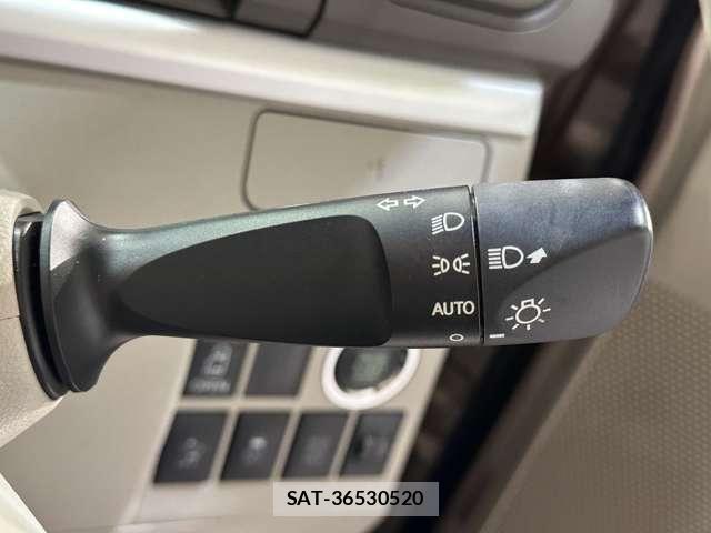 Daihatsu TANTO 2015-12 8210586-11
