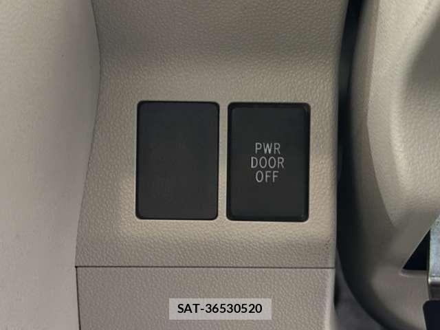 Daihatsu TANTO 2015-12 8210586-14