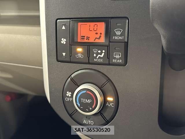 Daihatsu TANTO 2015-12 8210586-23