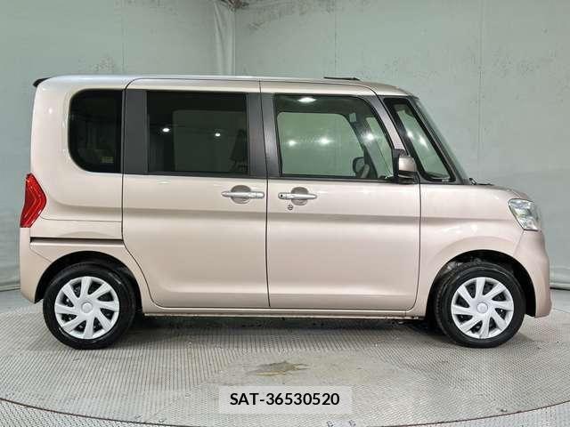 Daihatsu TANTO 2015-12 8210586-3