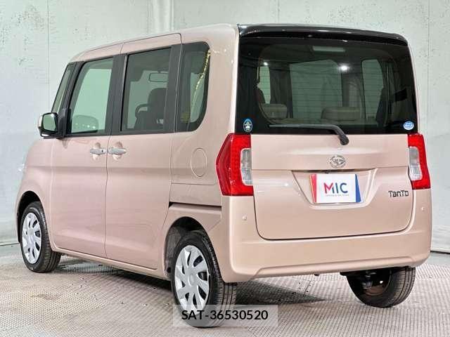 Daihatsu TANTO 2015-12 8210586-6