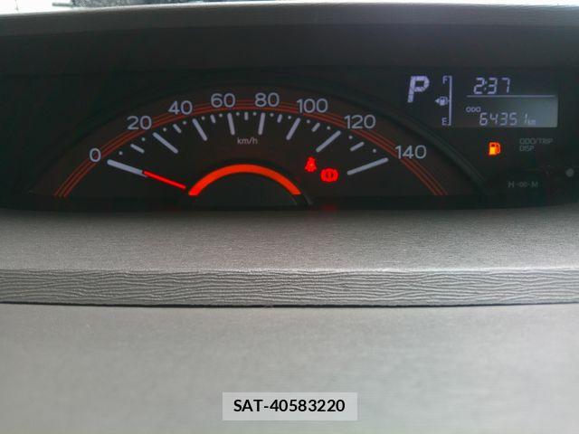 Daihatsu TANTO 2019-06 8210574-9