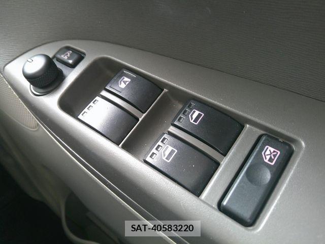 Daihatsu TANTO 2019-06 8210574-10