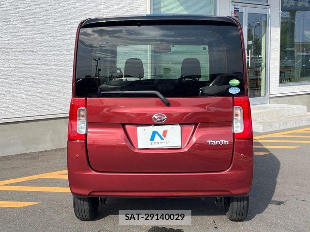 Daihatsu TANTO 2018-03 8210581-14