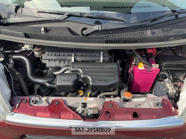 Daihatsu TANTO 2018-03 8210581-17