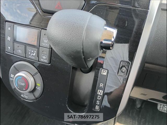 Daihatsu TANTO 2019-06 8210583-9