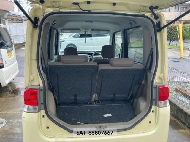 Daihatsu TANTO 2011-02 8232062-9