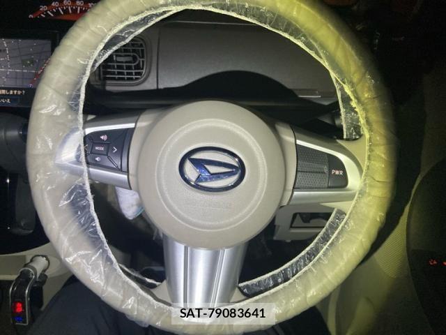 Daihatsu TANTO 2017-09 8232057-13