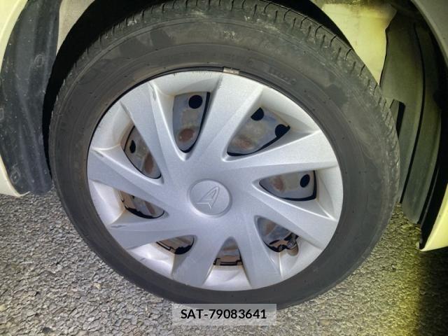 Daihatsu TANTO 2017-09 8232057-6
