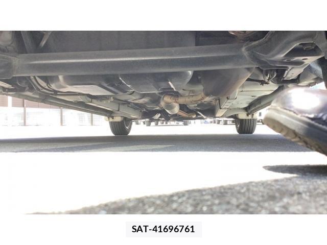 Daihatsu TANTO 2005-06 8232059-9