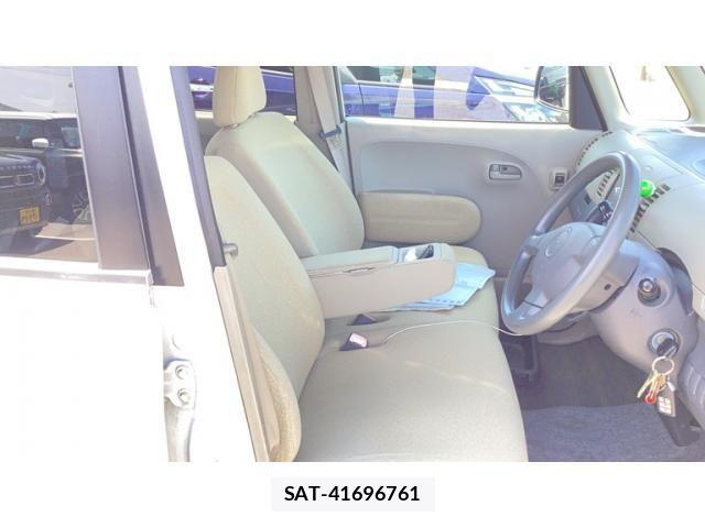 Daihatsu TANTO 2005-06 8232059-10