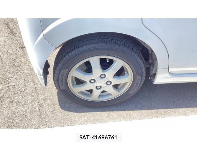 Daihatsu TANTO 2005-06 8232059-6