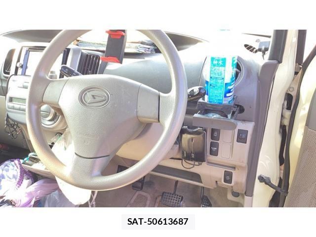 Daihatsu TANTO 2008-01 8232058-4