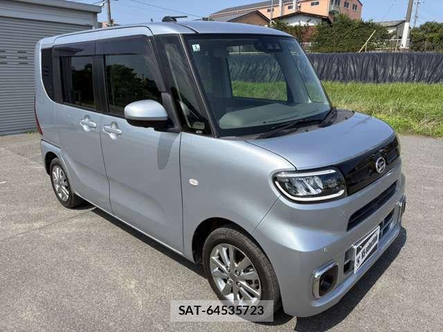 Daihatsu TANTO 2020-01 8246893-2