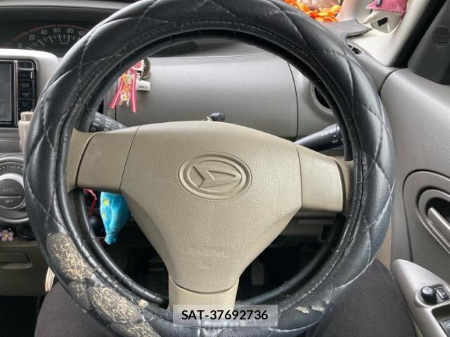 Daihatsu TANTO 2012-07 8246899-22