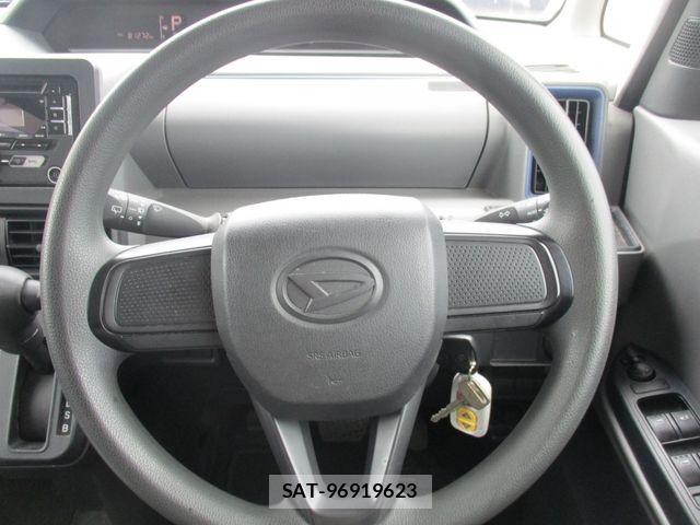 Daihatsu TANTO 2020-01 8246892-9