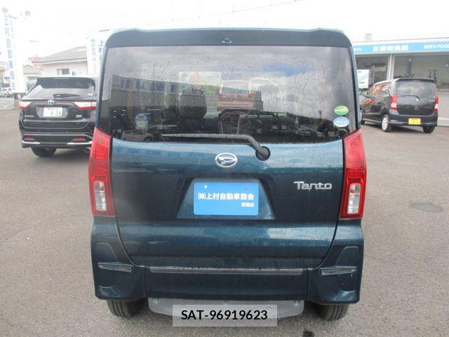 Daihatsu TANTO 2020-01 8246892-2