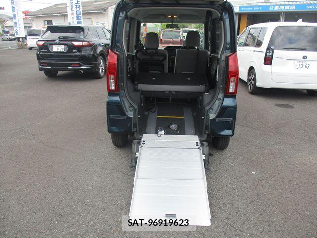 Daihatsu TANTO 2020-01 8246892-5